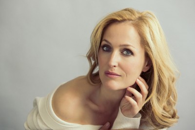 gillian-anderson-c-stephen-buskenjpg.jpg